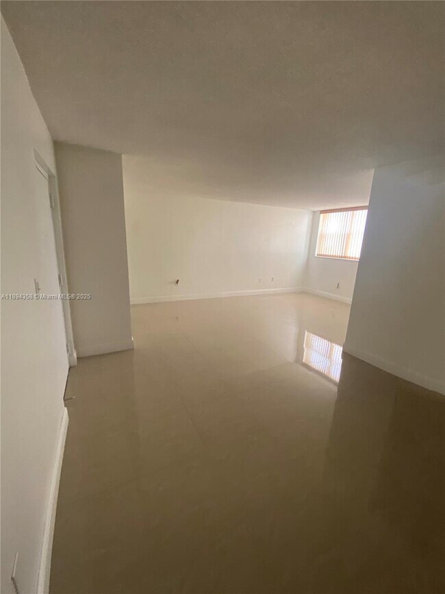 Photo - 9441 SW 4th St Unidad 106