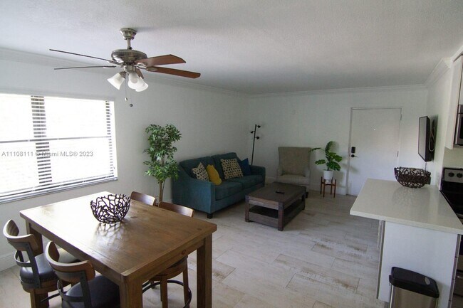 Photo - 753 Michigan Ave Unit 3A