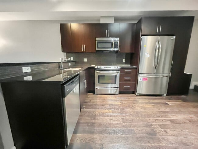Photo - 10811-10872 72 Ave NW Unit 111