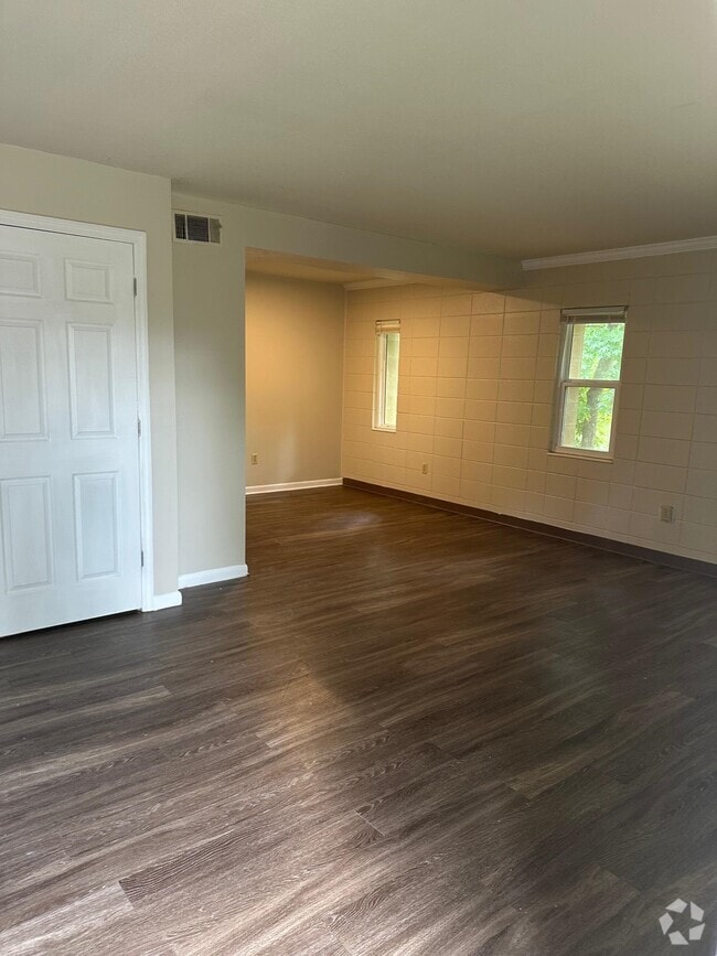 Building Photo - 2307 Columbia Ct Rental