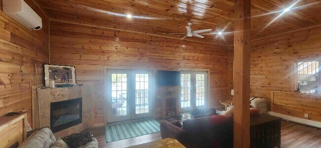 55 Merlin Rd