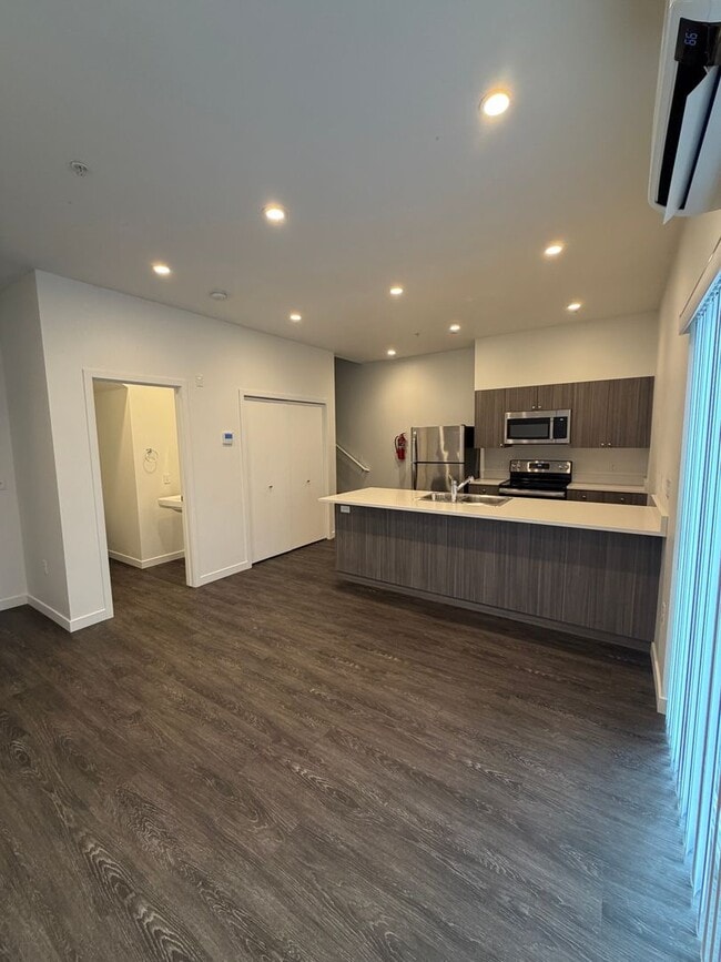 Photo - 2001 W 7th Ave Unit #2