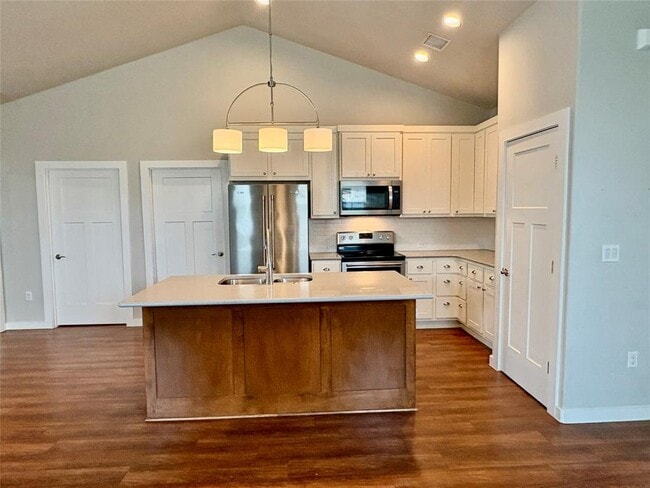 Photo - 241 Rose Dr Unit B