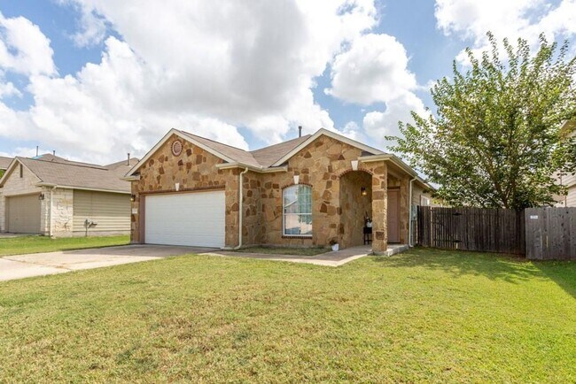 Photo - Open Floorpan is Move in Ready just for yo...