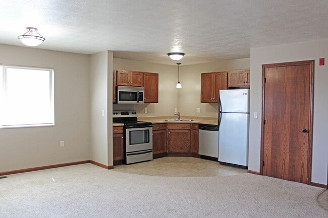 Willow Creek Townhomes and Apartments