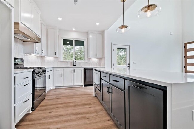 Photo - 32 Copinsay Dr