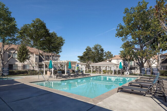 Photo - Somerset Apartments