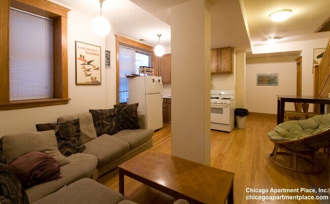 Photo - 3711 N Fremont St Unidad 1