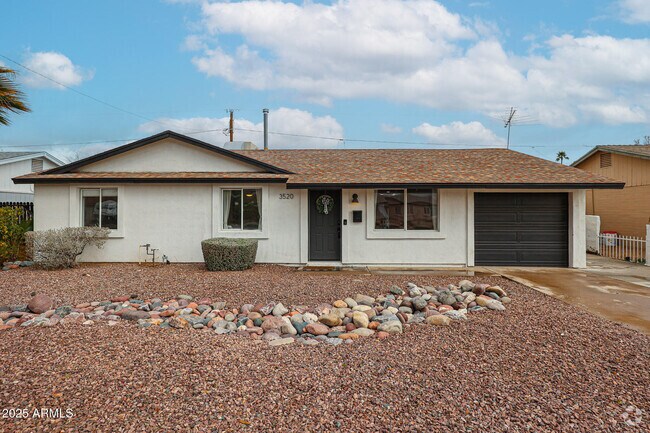 Building Photo - 3520 E Ludlow Dr Rental