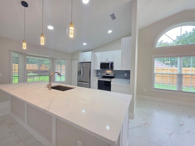 Photo - FOR RENT pool home, 3 bed 2 bath in The Quarries