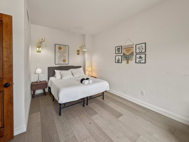 Photo - 309-11 South St Unidad ID1055804P