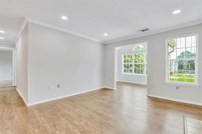 Photo - 12300 Apache Ave