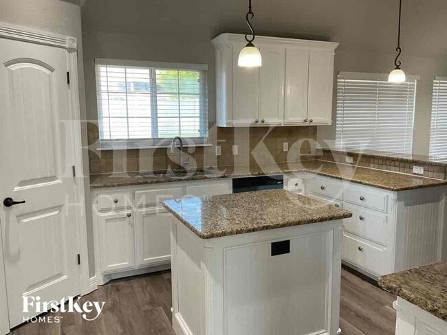 Photo - 3320 Valley Meadow