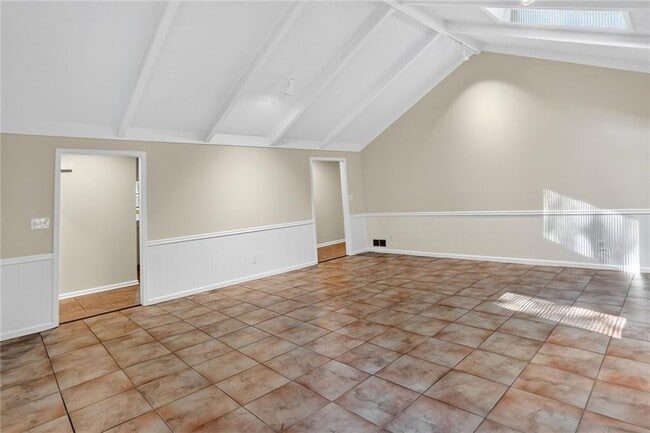 Photo - 2817 Thornridge Dr