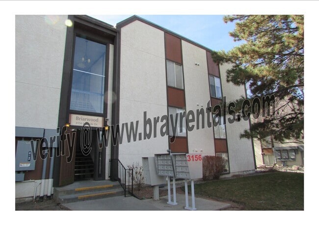 Building Photo - 3156 Lakeside Dr Unit #102 Rental