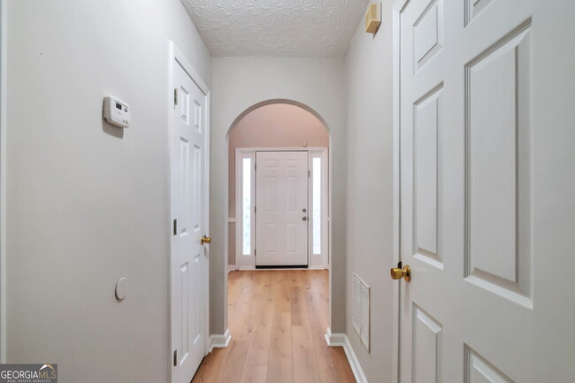 Photo - 5901 Valley Green Rd