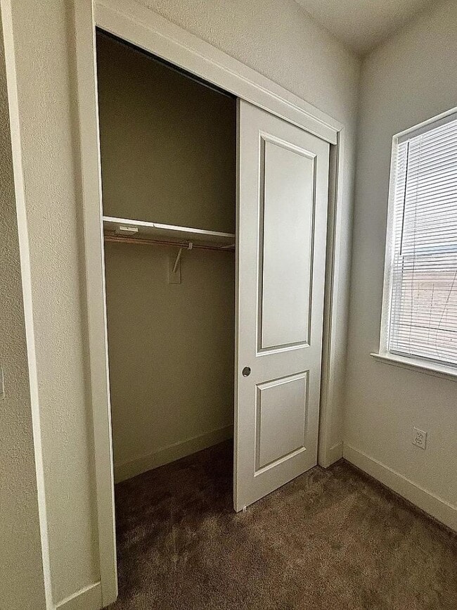 Photo - 3029 Gaylene Ann Pl