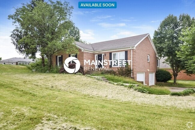 Building Photo - 1200 Goshen Ln Rental