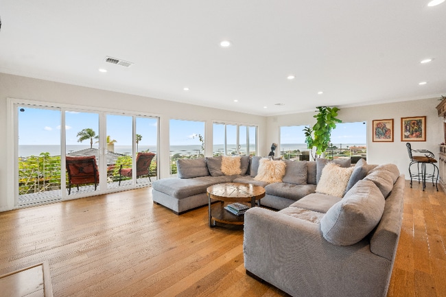 Photo - 5662 Ladybird Ln