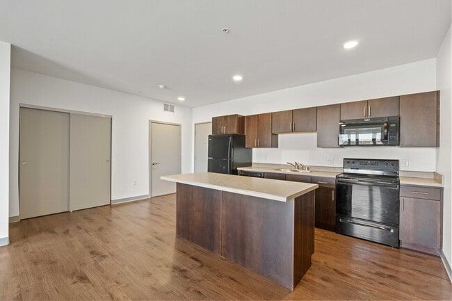 Photo - The Wildwood at Main