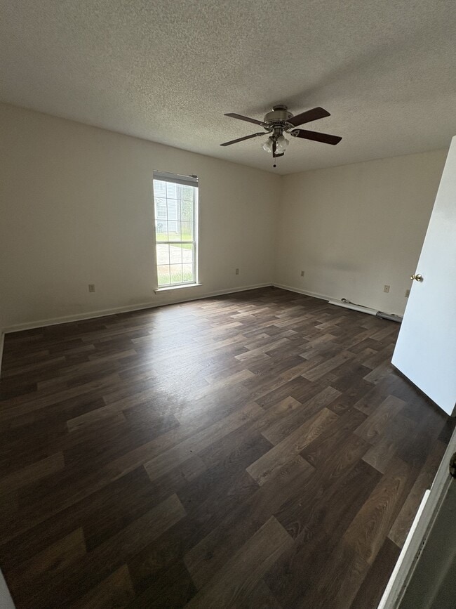 Photo - 1469 Green St