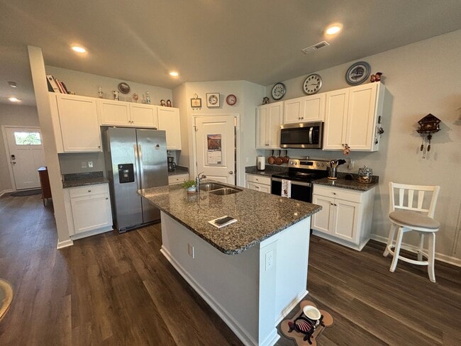 4266 Coralbead Ln
