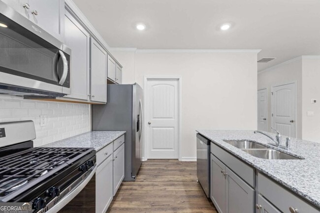 Photo - 5370 Swan Ln