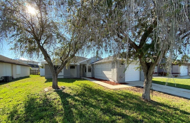 Photo - 281 Chicago Woods Cir