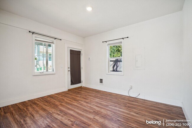 Photo - 1619 S Lane St