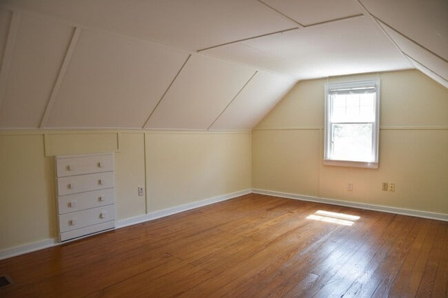Photo - 3 Bedroom Home in Clintonville!