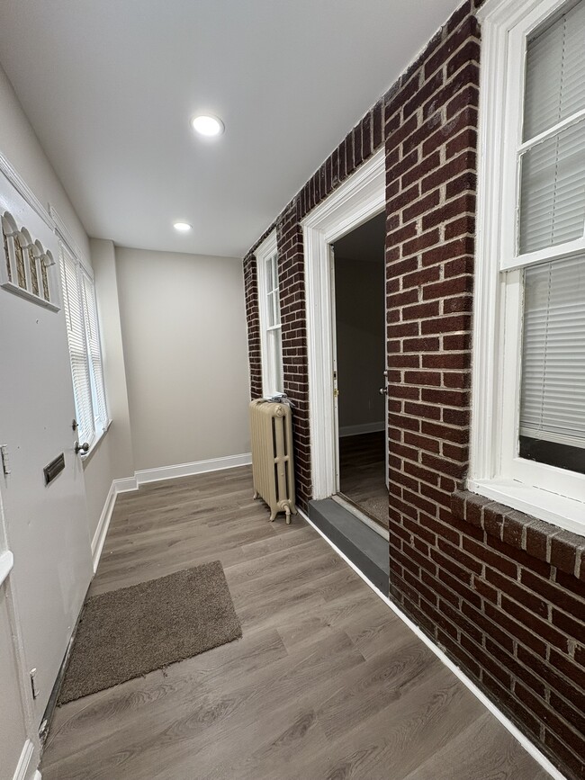 Photo - 1417 S Newkirk St