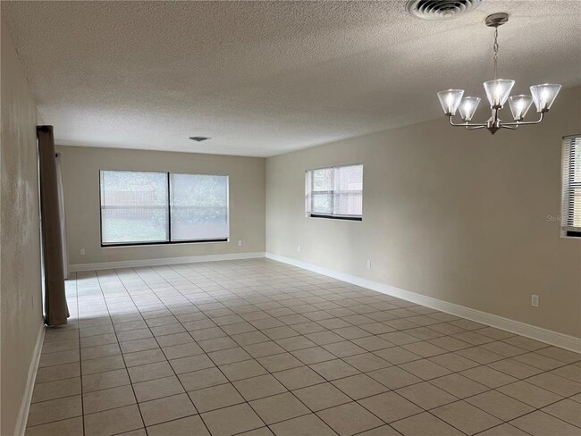2809 W Fairbanks Ave