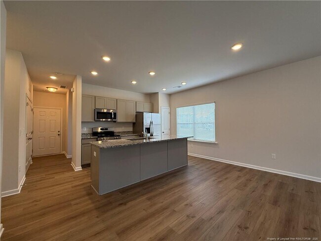 Photo - 274 Deodora Ln