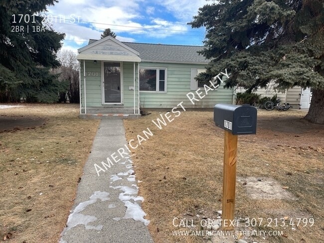 Building Photo - 1701 20th St