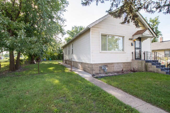Photo - 15104 Halsted St