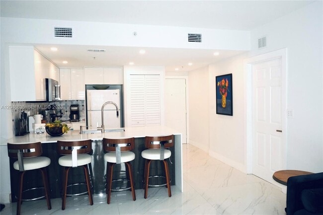 Photo - 3410 Coral Wy Unit PH-05