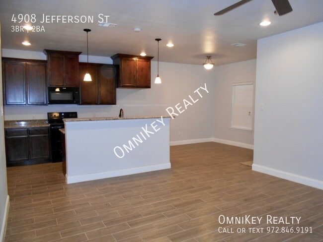 Photo - 4908 Jefferson St