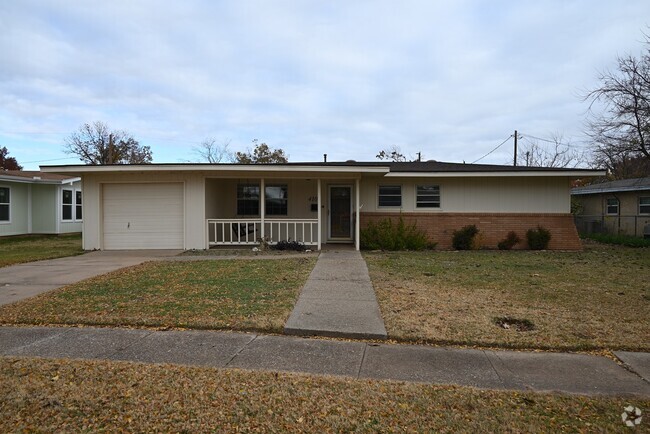 Building Photo - 4106 Thomas Ave Rental