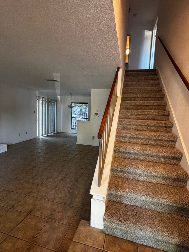Photo - 6611 Hart Ln