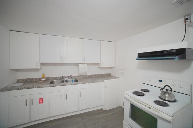 Photo - 1228 Alabama St