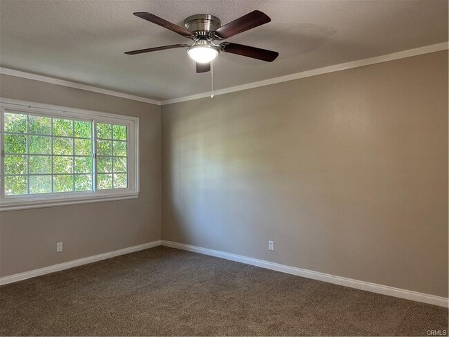 Photo - 353 S Heatherstone St