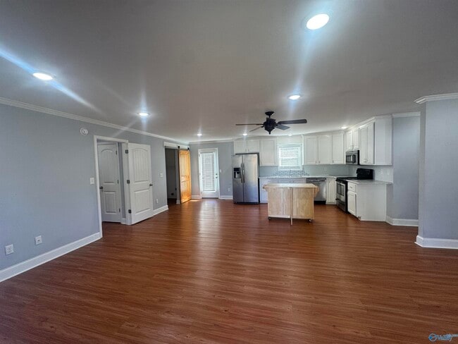 Photo - 186 Jones Cir