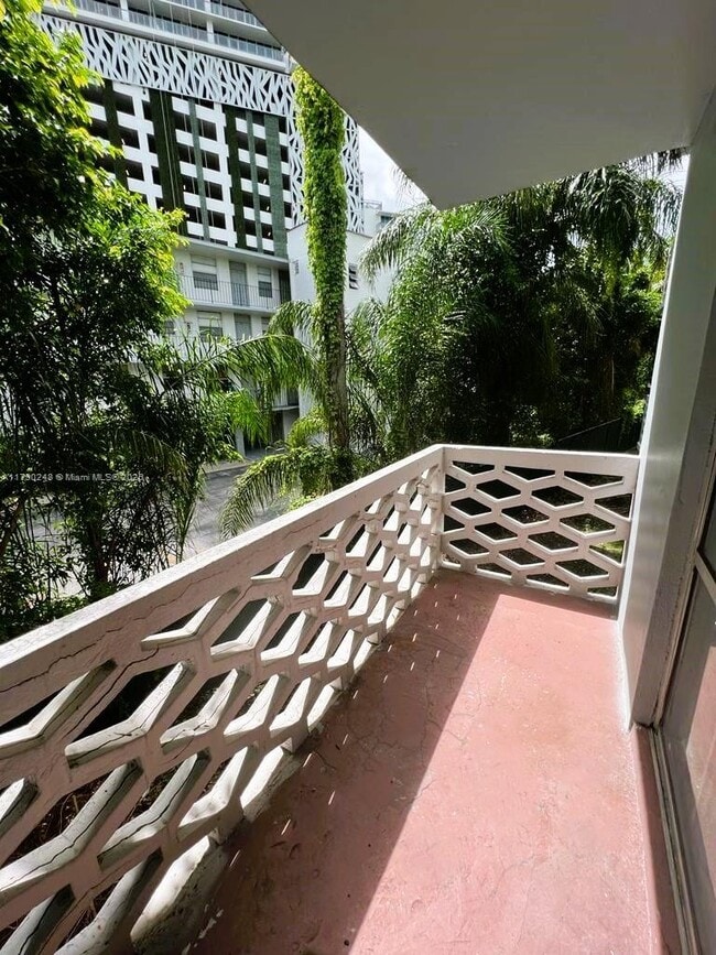 Photo - 1610 NW N River Dr Condo Unit 207