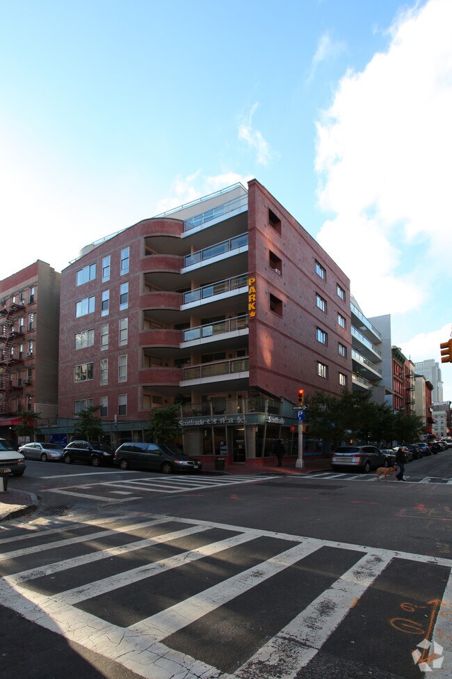 Photo - 123-129 Baxter St