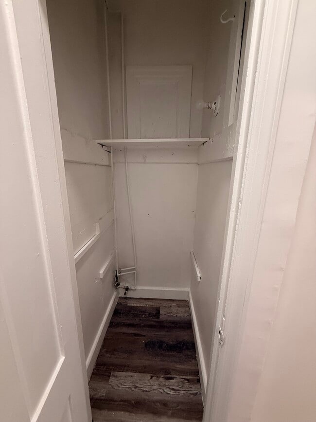 Photo - 105 Linden St Unit 2nd Floor