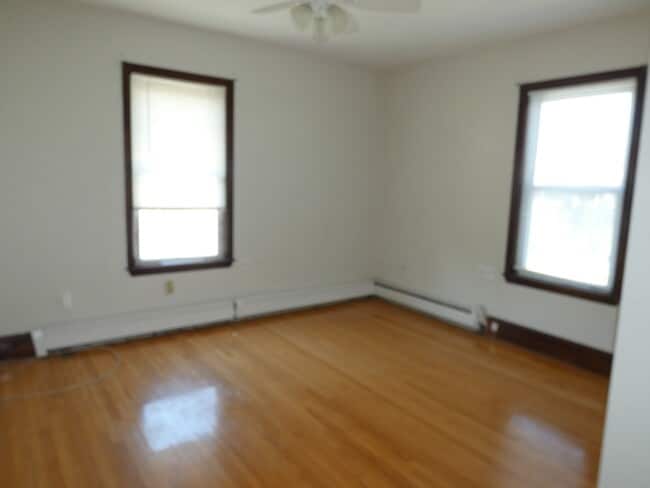 Photo - 63 Emerald St Unit 1
