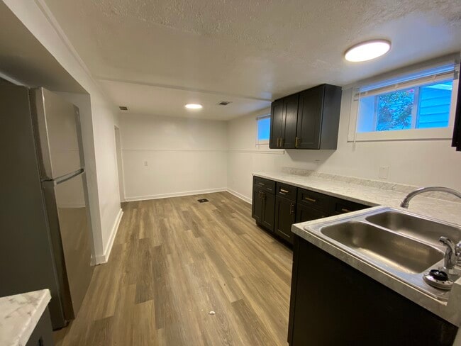 Photo - 4046 Tylor Blvd-4 Unidad 4