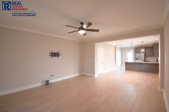 Photo - Gorgeous and modern 2 bedroom townhome in the heart of Murfreesboro w/ neighborhood pool, hi-spee...