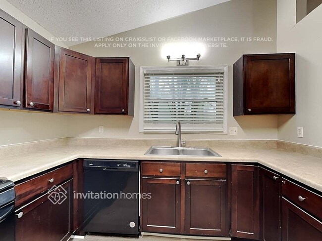 Photo - 5995 Bayside Dr NW