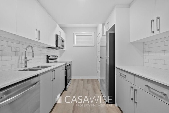 Building Photo - 8023 Cedric Mah Rd